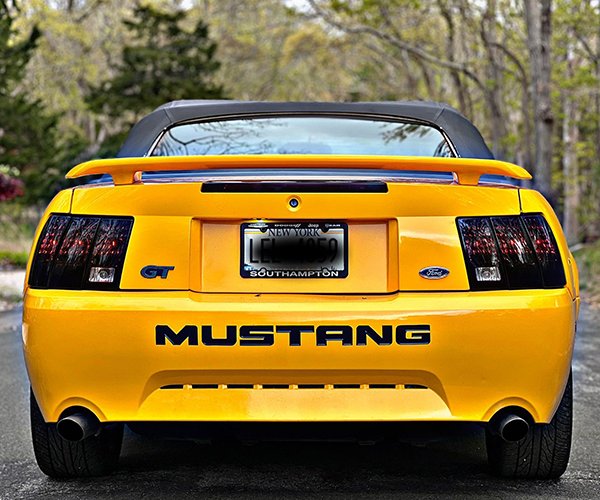 Image Accessories and Luxuries Martinez