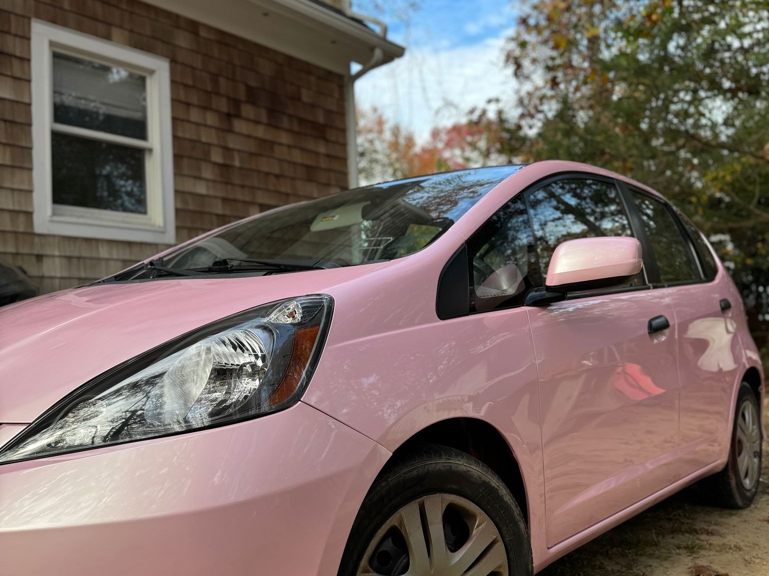 Accessories and Luxuries Martinez