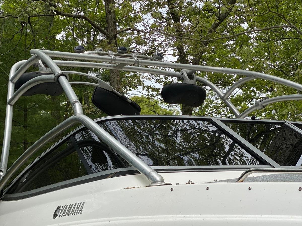 Accessories and Luxuries Martinez